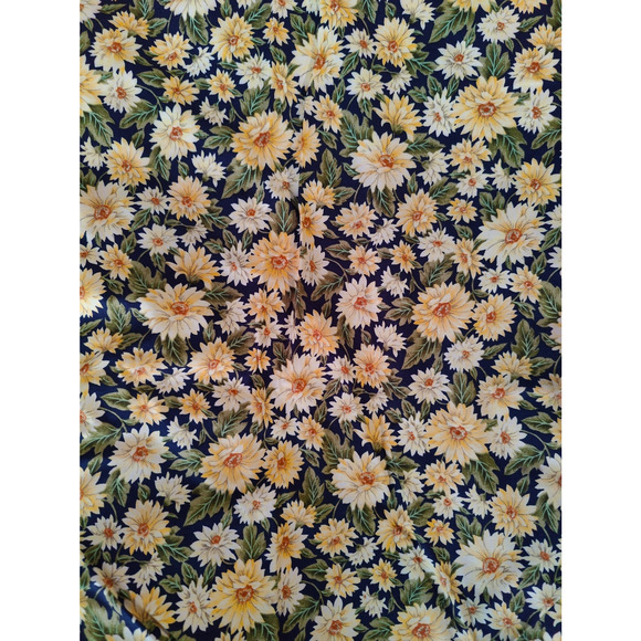 9 yards of Floral Crafting Fabric 3 Patterns - Picture 3 of 5